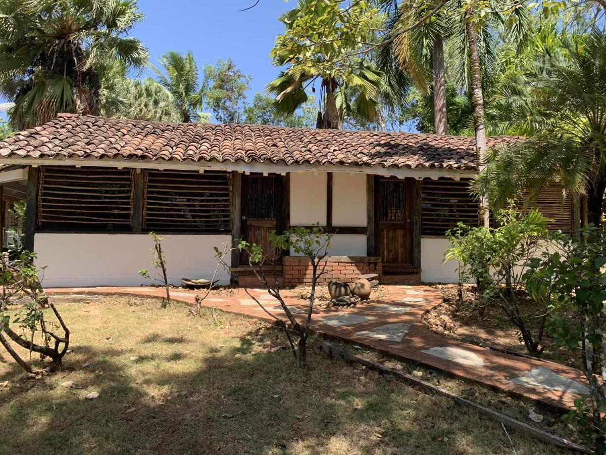 Hotel Posada Los Destiladeros Pedasi Town Exterior foto